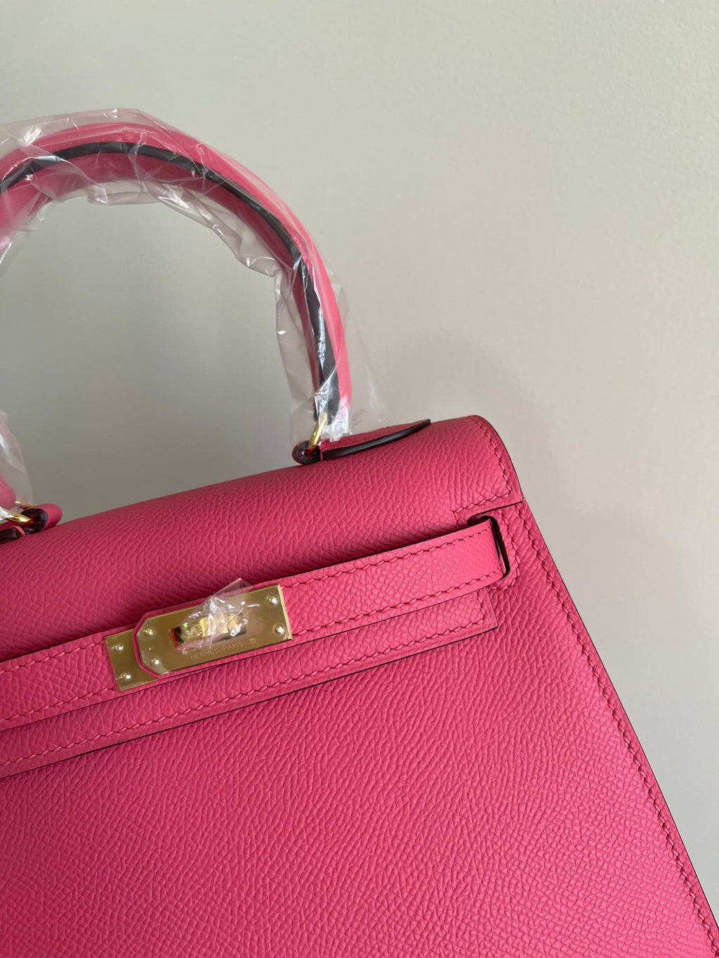 HERMES KELLY MINI 20 BAG IN RED PINK CALFSKIN WITH GOLD HARDWARE