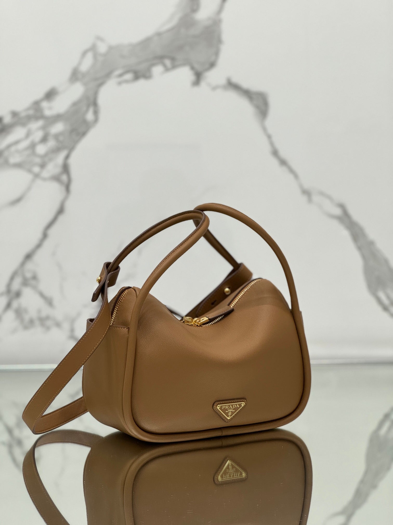 PRADA RLING HANDBAG 25 IN RUSSET BROWN SOFT GRAIN LAMBSKIN