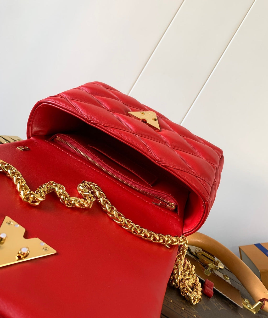 LOUIS VUITTON LV 25S GO-14 MM 23 IN CRIMSON RED QUILTED LAMBSKIN GOLD HARDWRE